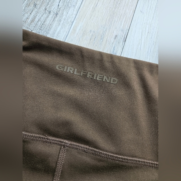 Girlfriend Collective XL Cafe Brown Capri Leggings - Picture 6 of 11